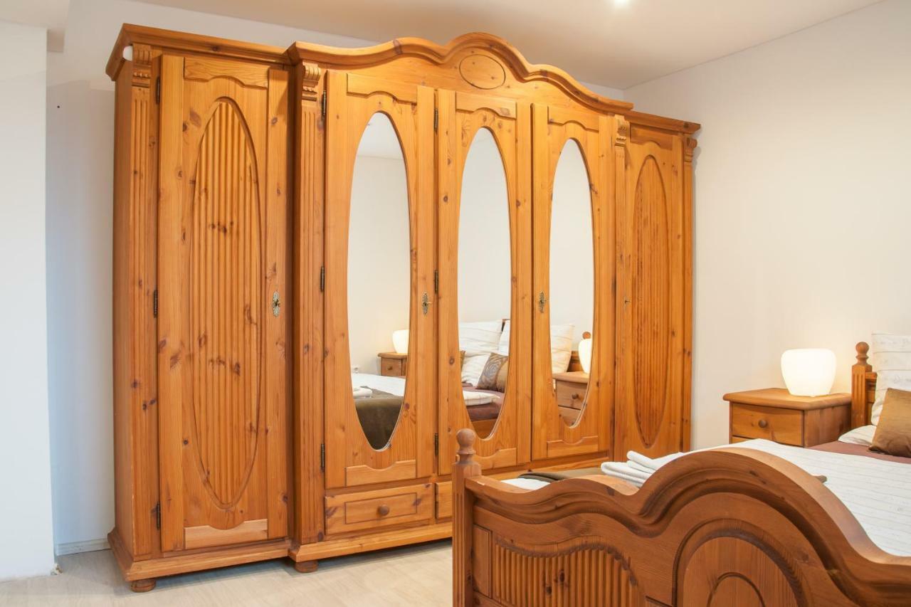 Apartman Zelezniceアパートメント エクステリア 写真