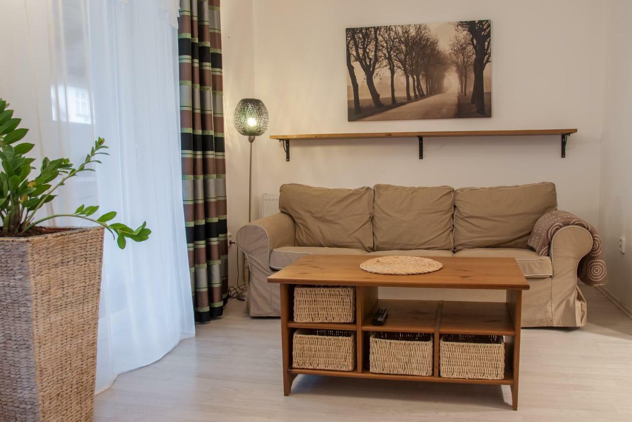 Apartman Zelezniceアパートメント エクステリア 写真